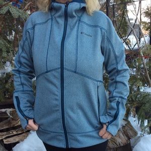 Columbia aqua lightweight soft shell hooded jacket